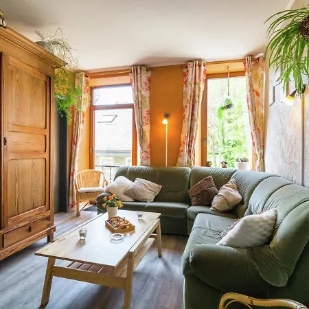 Lovely Holiday In The Green Ardens With Roofed Terrace And Garden Nyaraló