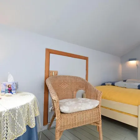 Nyaraló Lovely Holiday In The Green Ardens With Roofed Terrace And Garden